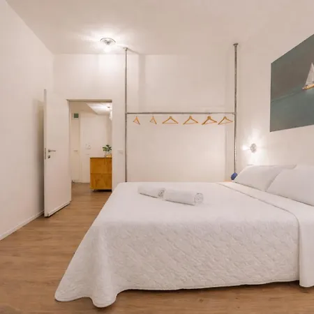 Palazzo Lucatelli Suite - Centro טראפאני